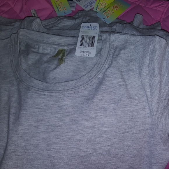 Gray t-shirts - Picture 1 of 3